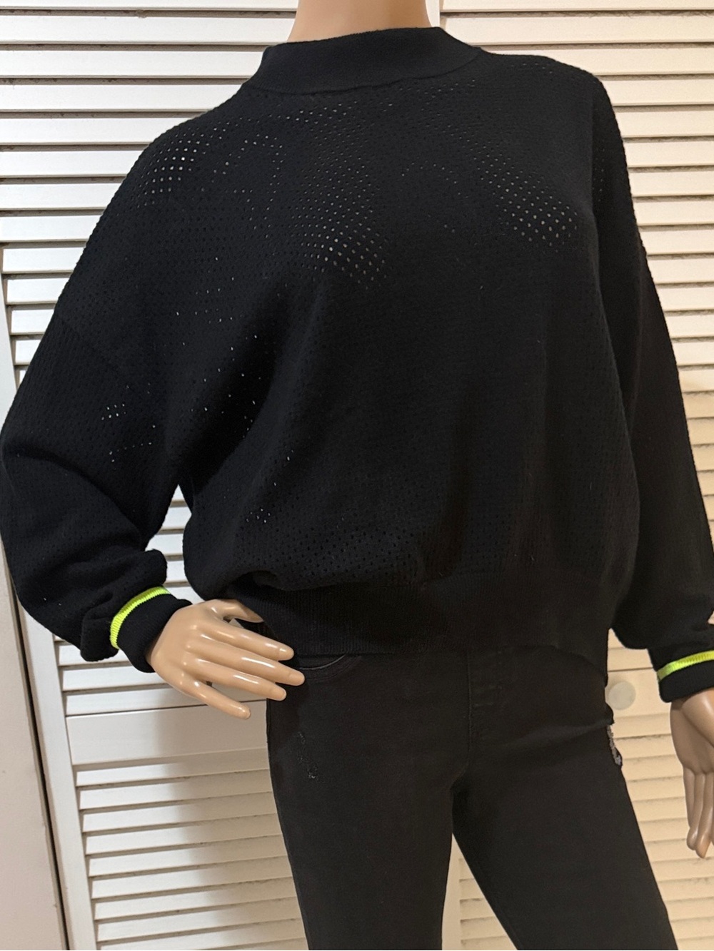 WISPR Star Shine Silk Blend Sweater Black Neon Green Open Knit Size Small